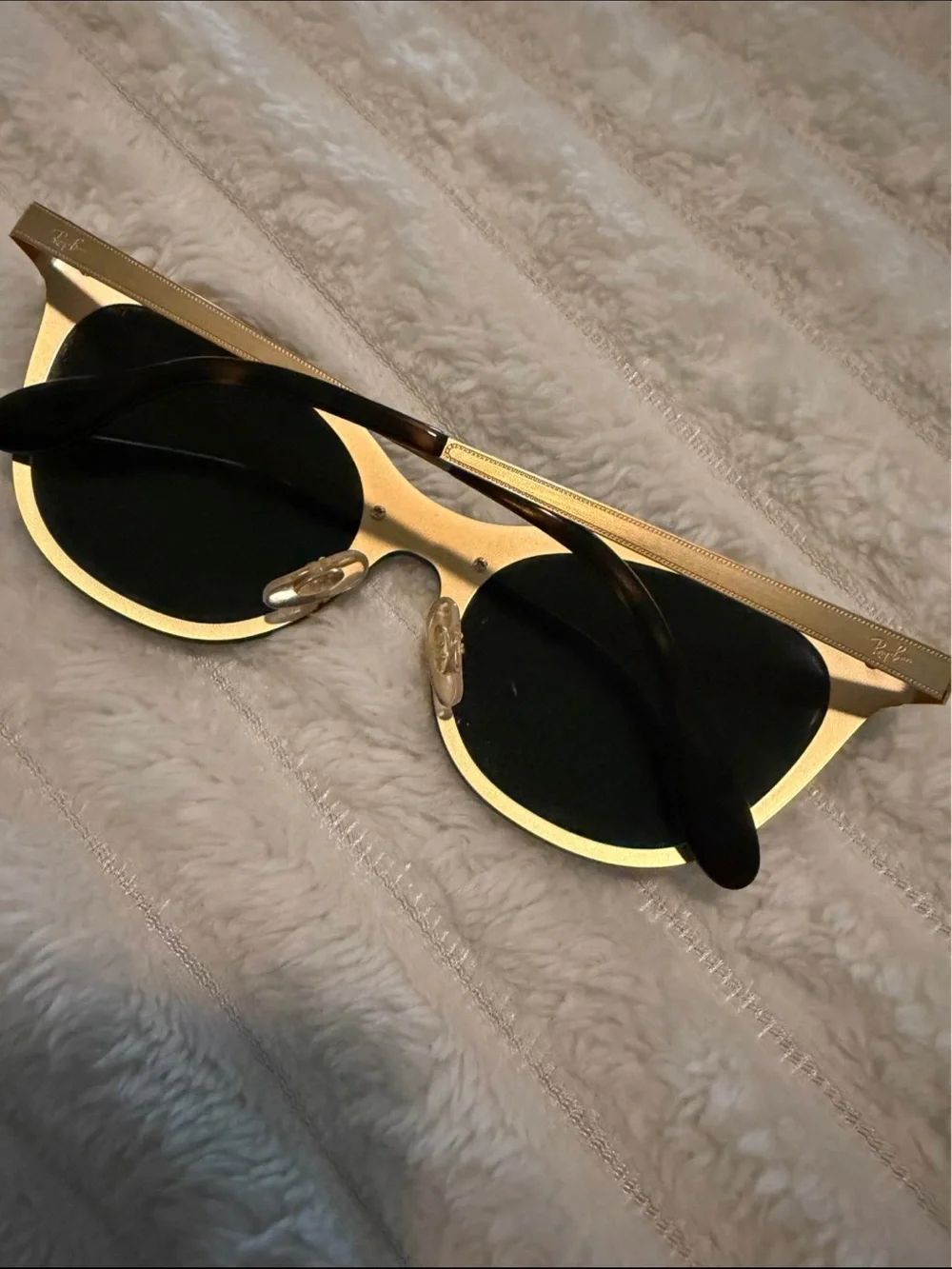Ray-Ban excellent worn